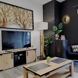 Black&white Home-by So'serenityhome-balcon-parking Appartement Cluses